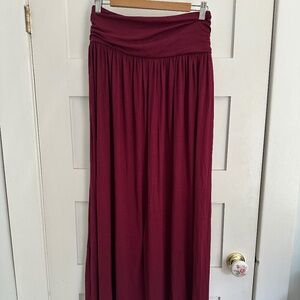 Halara - high waisted flowy maxi skirt